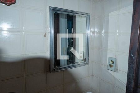 Casa à venda com 380m², 3 quartos e 2 vagasBanheiro de Serviço