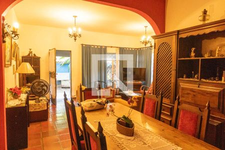 Sala de casa à venda com 3 quartos, 380m² em São Francisco, Niterói