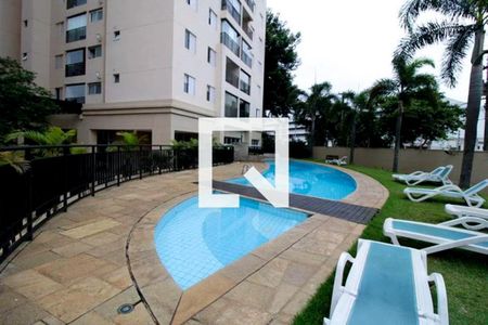 Apartamento à venda com 65m², 2 quartos e 1 vaga Apartamento à venda com 65m², 2 quartos e 1 vagaPiscina