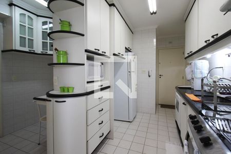 Apartamento para alugar com 106m², 3 quartos e 2 vagasCozinha 