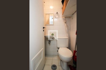 Apartamento para alugar com 106m², 3 quartos e 2 vagasBanheiro de Serviço