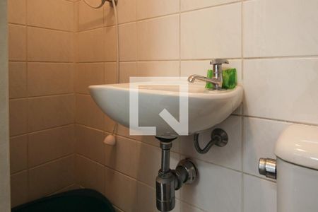 Apartamento para alugar com 106m², 3 quartos e 2 vagasBanheiro de Serviço