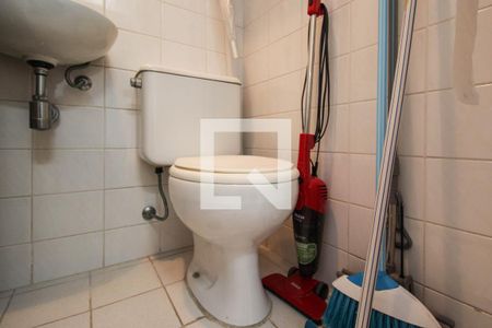 Apartamento para alugar com 106m², 3 quartos e 2 vagasBanheiro de Serviço