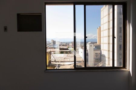 Quarto 1 de apartamento para alugar com 2 quartos, 68m² em Centro, Nova Iguaçu