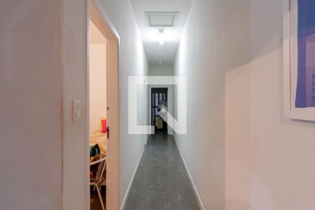 Corredor de casa à venda com 3 quartos, 180m² em Vila Mariana, São Paulo