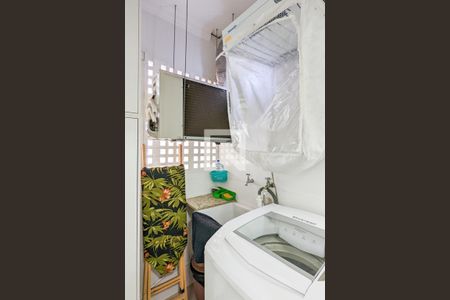 Apartamento à venda com 55m², 2 quartos e 1 vaga Apartamento à venda com 55m², 2 quartos e 1 vagaÁrea de serviço