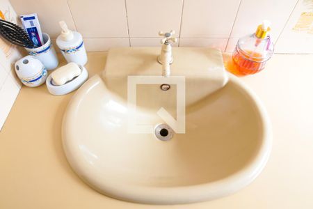 Apartamento à venda com 78m², 2 quartos e 1 vaga Apartamento à venda com 78m², 2 quartos e 1 vagaBanheiro Social