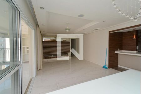 Sala de Apartamento com 4 quartos, 129m² Vila Augusta