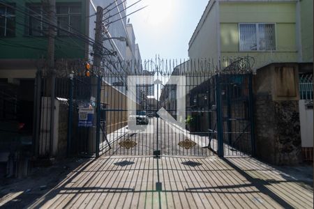 Casa para alugar com 75m², 2 quartos e sem vagaFachada