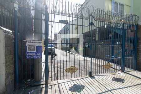 Casa para alugar com 75m², 2 quartos e sem vagaFachada