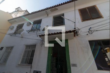 Casa para alugar com 75m², 2 quartos e sem vagaFachada