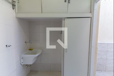 Casa para alugar com 75m², 2 quartos e sem vagaÁrea de Serviço