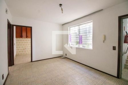 Sala de apartamento para alugar com 2 quartos, 80m² em São Sebastião, Porto Alegre