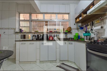 Apartamento para alugar com 100m², 3 quartos e sem vagaCozinha