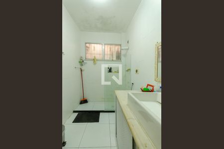 Apartamento para alugar com 100m², 3 quartos e sem vagaBanheiro