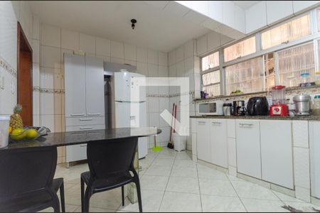 Apartamento para alugar com 100m², 3 quartos e sem vagaCozinha