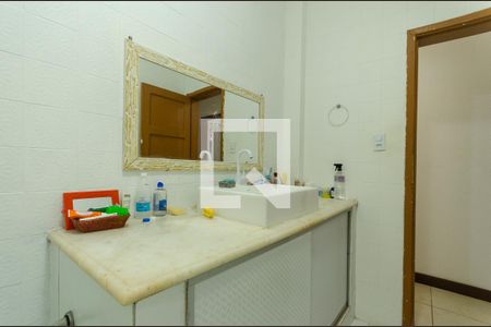 Apartamento para alugar com 100m², 3 quartos e sem vagaBanheiro