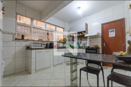 Apartamento para alugar com 100m², 3 quartos e sem vagaCozinha