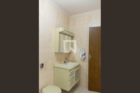 Casa à venda com 143m², 2 quartos e 3 vagas Casa à venda com 143m², 2 quartos e 3 vagasBanheiro 1