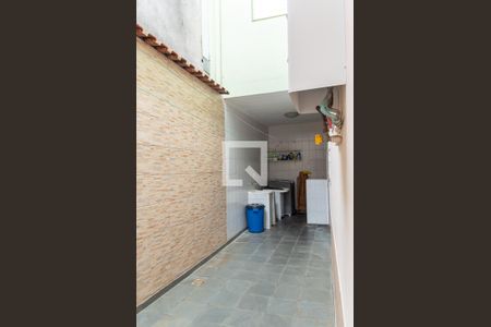 Casa à venda com 143m², 2 quartos e 3 vagas Casa à venda com 143m², 2 quartos e 3 vagasÁrea de Serviço