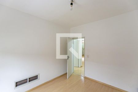 Quarto 2 de apartamento para alugar com 2 quartos, 62m² em Santana, Porto Alegre