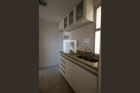 Apartamento para alugar com 90m², 2 quartos e 2 vagasCozinha