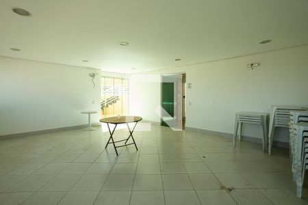 Apartamento para alugar com 90m², 2 quartos e 2 vagasÁrea comum - Salão de festas