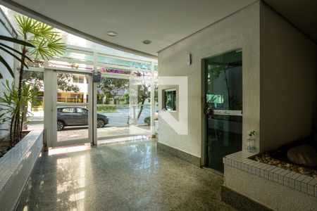 Apartamento para alugar com 90m², 2 quartos e 2 vagasFachada e portaria