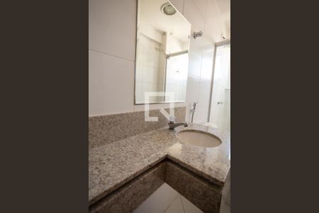 Banheiro da Suíte 1 de apartamento para alugar com 2 quartos, 90m² em Setor Bueno, Goiânia