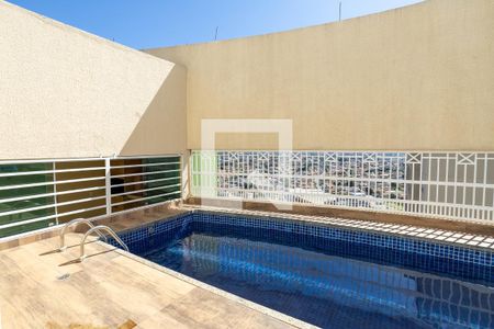 Apartamento para alugar com 90m², 2 quartos e 2 vagasÁrea comum - Piscina