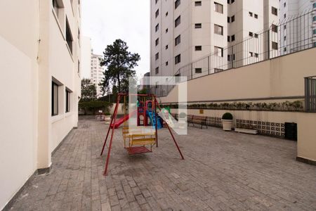 Apartamento à venda com 90m², 3 quartos e 1 vaga Apartamento à venda com 90m², 3 quartos e 1 vagaÁrea Comum - Playground