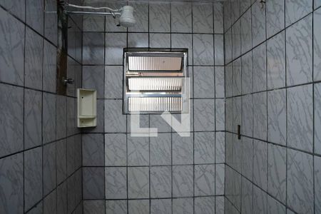 Banheiro de casa para alugar com 1 quarto, 35m² em Jardim do Engenho, Cotia