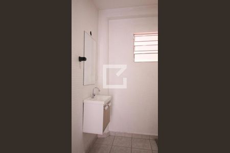 Banheiro de casa para alugar com 1 quarto, 60m² em Santana, São Paulo