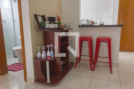 Sala de apartamento para alugar com 1 quarto, 43m² em Mirim, Praia Grande
