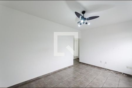 Apartamento para alugar com 80m², 2 quartos e 1 vaga Apartamento para alugar com 80m², 2 quartos e 1 vagaSala