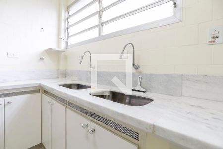 Apartamento à venda com 256m², 4 quartos e 3 vagasCozinha