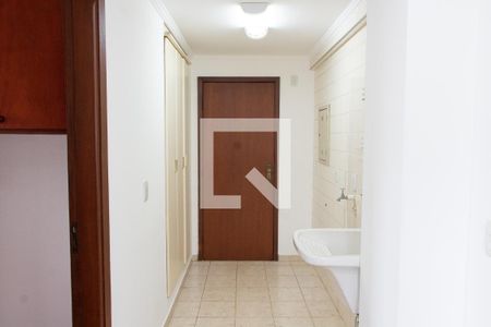 Apartamento à venda com 296m², 4 quartos e 3 vagas Apartamento à venda com 296m², 4 quartos e 3 vagasÁREA DE SERVIÇO