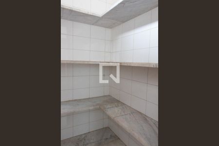 Apartamento à venda com 296m², 4 quartos e 3 vagas Apartamento à venda com 296m², 4 quartos e 3 vagasDISPENSA