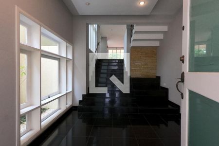 Casa para alugar com 360m², 4 quartos e 4 vagas