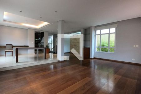 Casa à venda com 4 quartos, 360m² em Jardim Leonor, São Paulo