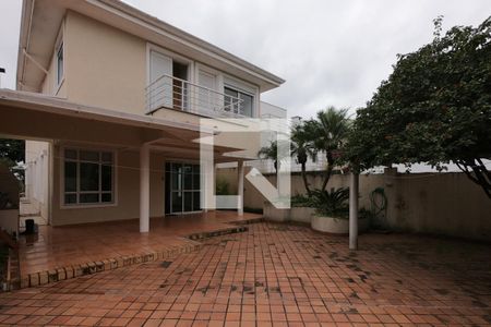 Casa para alugar com 360m², 4 quartos e 4 vagas
