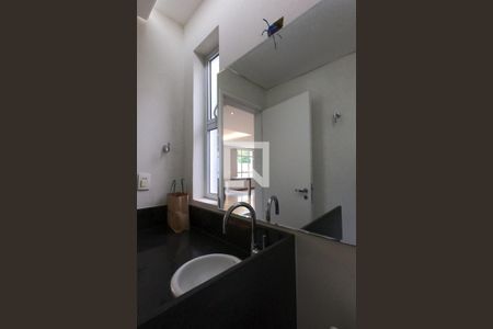 Casa à venda com 4 quartos, 360m² em Jardim Leonor, São Paulo