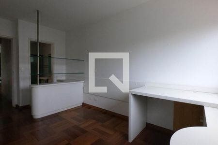 Casa para alugar com 360m², 4 quartos e 4 vagas