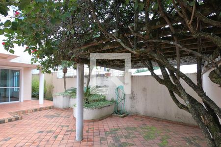 Casa para alugar com 4 quartos, 360m² em Jardim Leonor, São Paulo