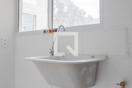 Apartamento à venda com 44m², 2 quartos e 1 vaga Apartamento à venda com 44m², 2 quartos e 1 vagaCozinha e Área de Serviço