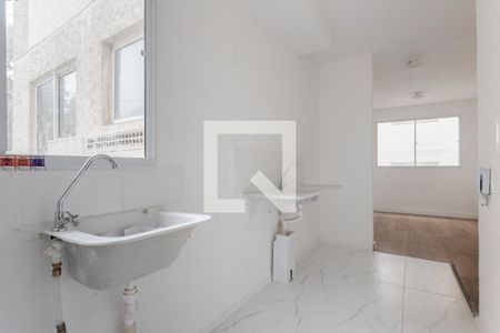 Apartamento à venda com 44m², 2 quartos e 1 vaga Apartamento à venda com 44m², 2 quartos e 1 vagaCozinha e Área de Serviço