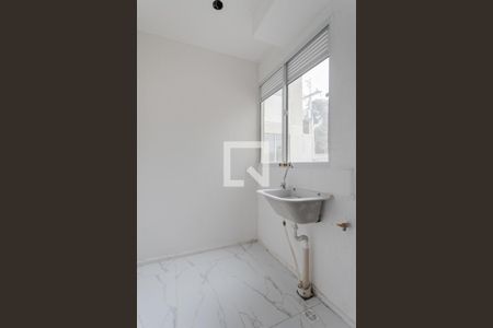 Apartamento à venda com 44m², 2 quartos e 1 vaga Apartamento à venda com 44m², 2 quartos e 1 vagaCozinha e Área de Serviço