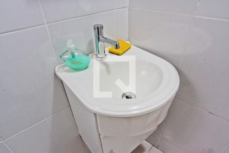 Casa à venda com 180m², 4 quartos e 2 vagasEdícula - banheiro