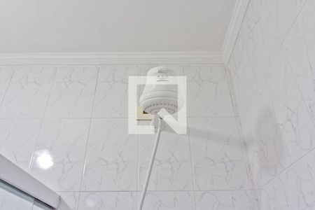 Casa à venda com 180m², 4 quartos e 2 vagasBanheiro 1