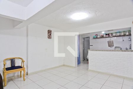 Casa à venda com 180m², 4 quartos e 2 vagasEdícula
